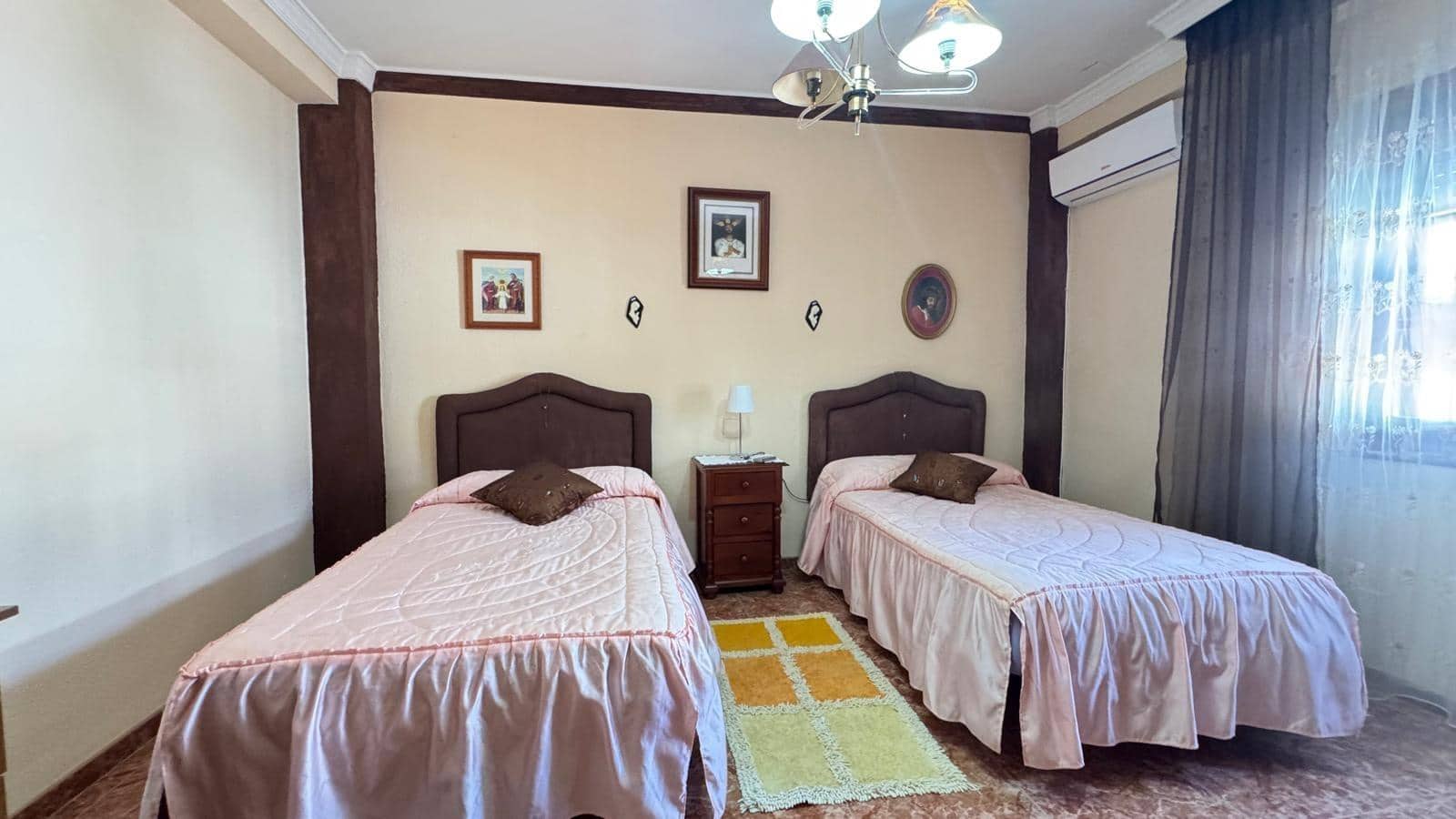 7 chambre Maison de Ville à vendre à Colmenar avec garage - 349 000 € (Ref: 10005791)