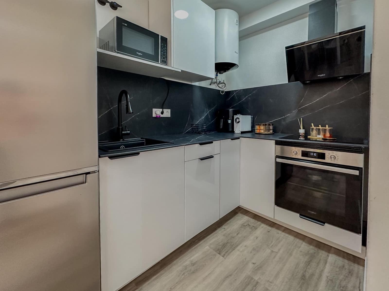 Apartamento de 2 habitaciones en Málaga ciudad en venta - 372.000 € (Ref: 10009276)