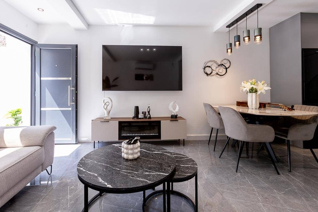 8 Zimmer Doppelhaus zu verkaufen in Malaga Stadt - 395.000 € (Ref: 10009279)