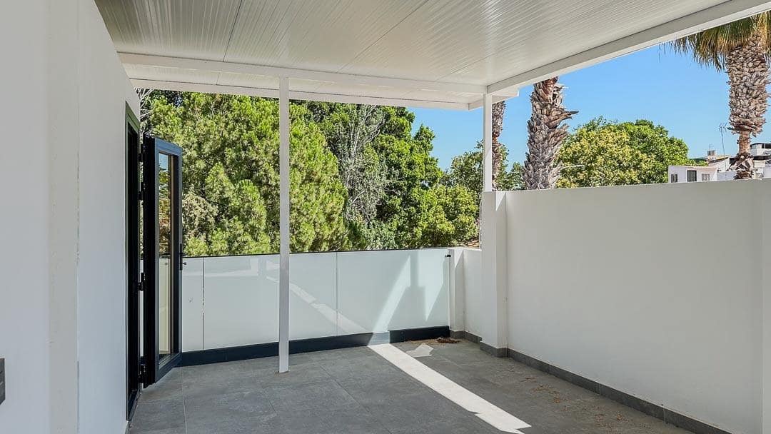 8 Zimmer Doppelhaus zu verkaufen in Malaga Stadt - 395.000 € (Ref: 10009279)