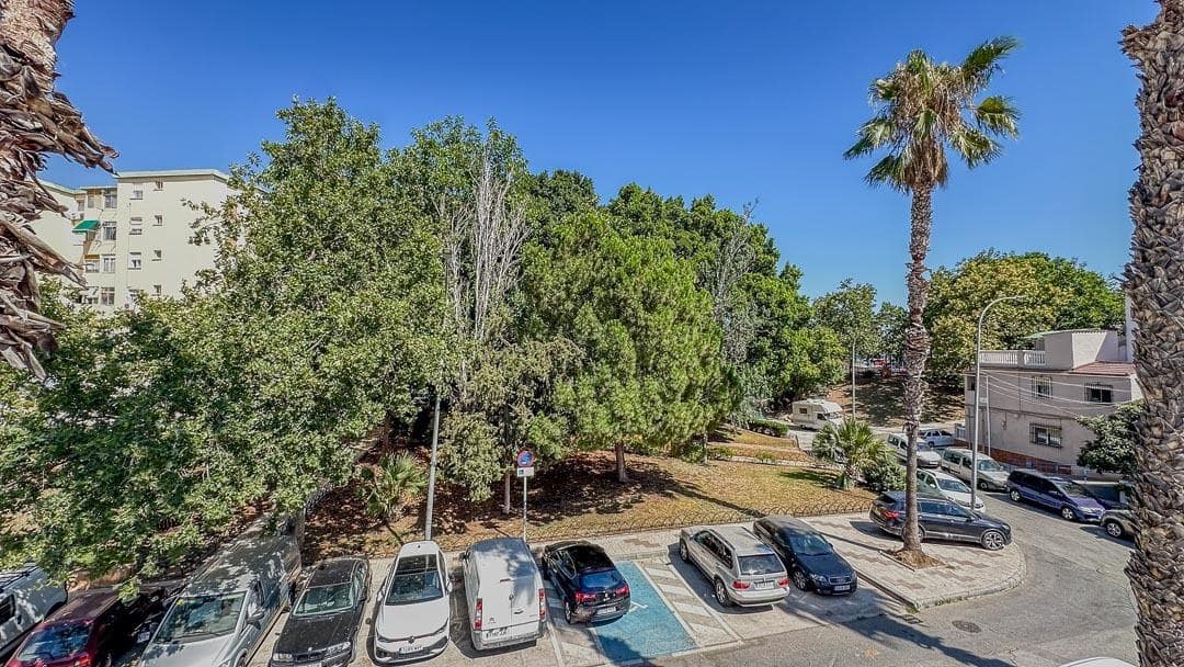 8 Zimmer Doppelhaus zu verkaufen in Malaga Stadt - 395.000 € (Ref: 10009279)