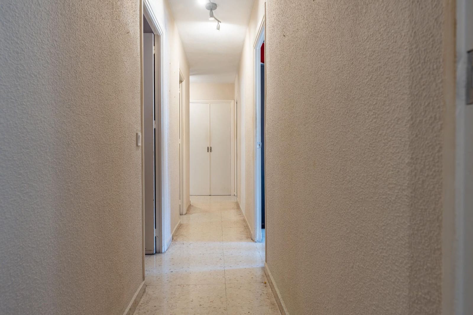 3 sovrum Lägenhet till salu i Malaga stad - 300 000 € (Ref: 10015783)