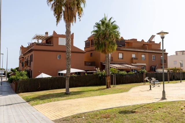 3 sovrum Radhus till salu i Benajarafe, Vélez-Málaga med pool - 685 000 € (Ref: 10035562)