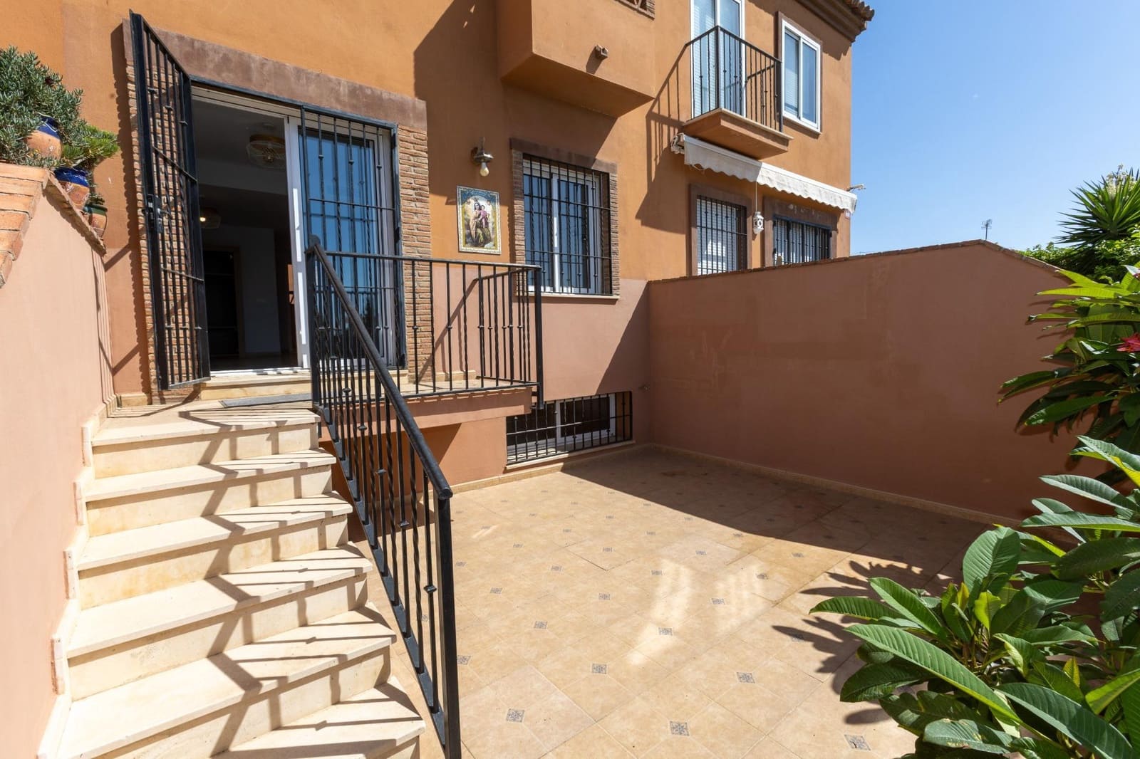 3 bedroom Terraced Villa for sale in Benajarafe with pool - € 685,000 (Ref: 10035562)