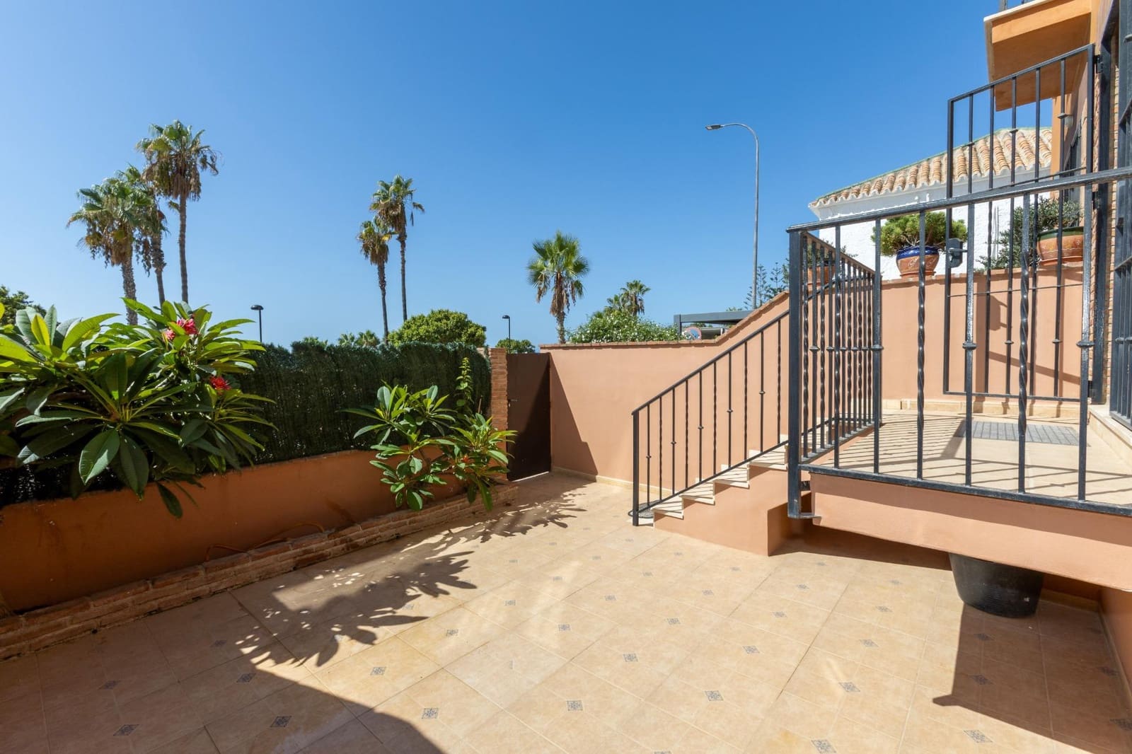 3 bedroom Terraced Villa for sale in Benajarafe with pool - € 685,000 (Ref: 10035562)