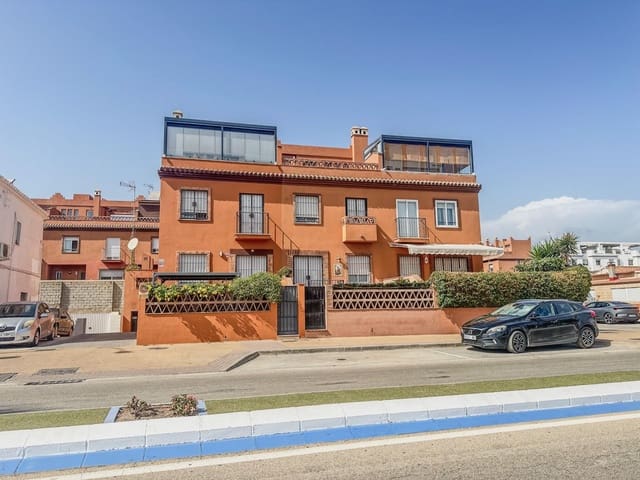 3 sovrum Radhus till salu i Benajarafe, Vélez-Málaga med pool - 685 000 € (Ref: 10035562)