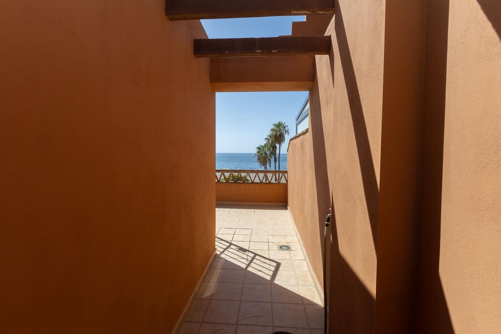 3 bedroom Terraced Villa for sale in Benajarafe with pool - € 685,000 (Ref: 10035562)