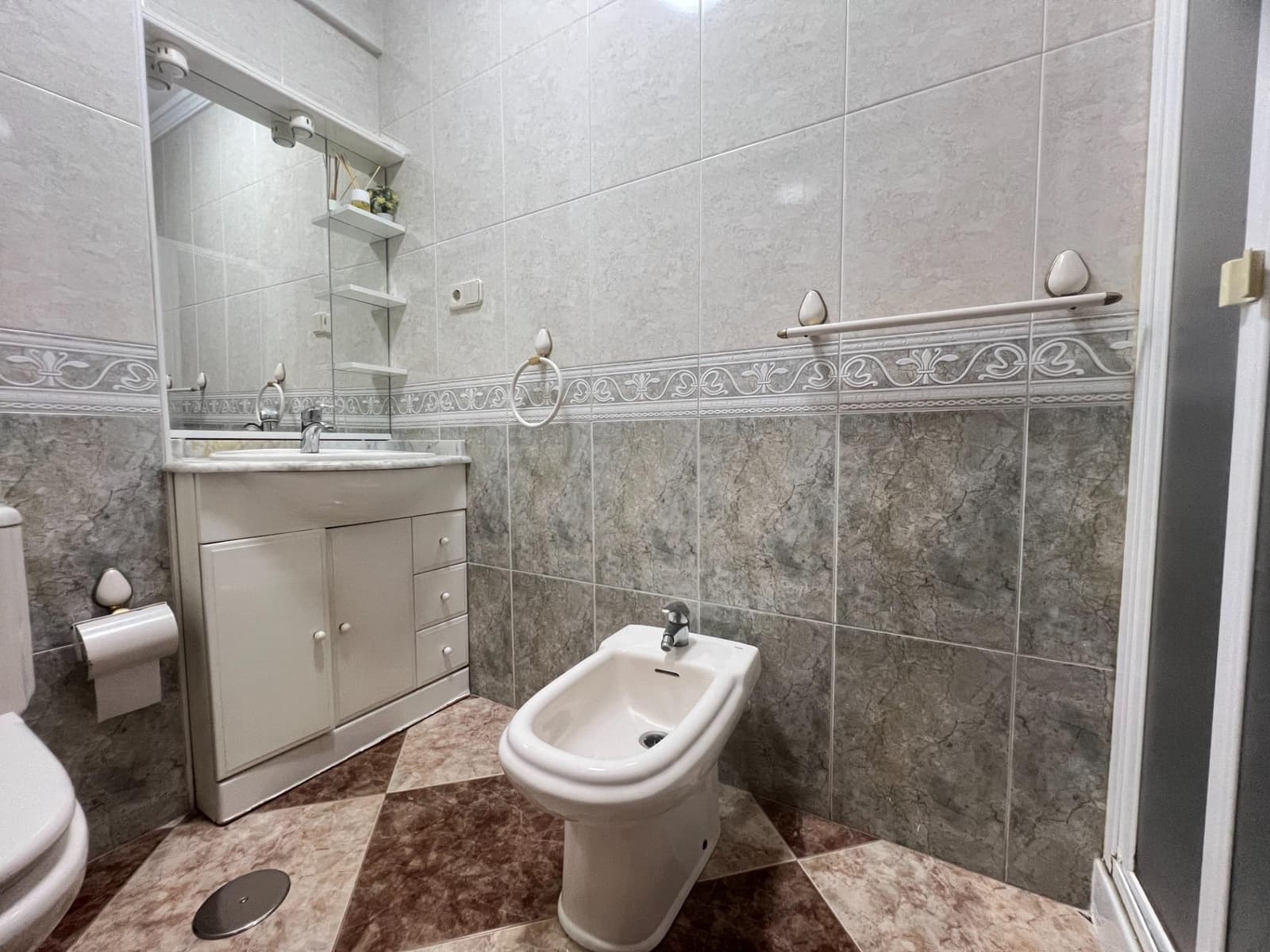 3 soverom Leilighet til salgs i Malaga by - € 250 000 (Ref: 10035563)