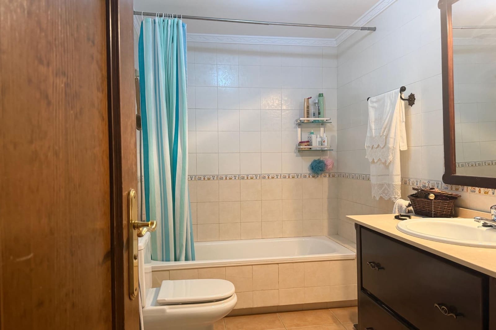 4 chambre Villa/Maison Mitoyenne à vendre à Coin avec garage - 425 000 € (Ref: 10041316)