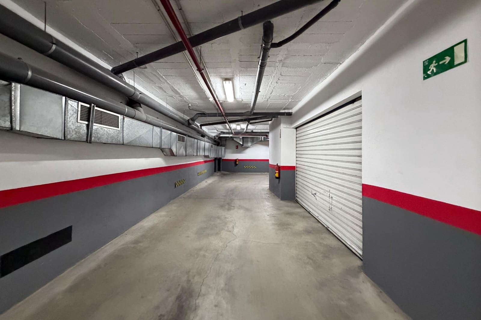 4 chambre Villa/Maison Mitoyenne à vendre à Coin avec garage - 425 000 € (Ref: 10041316)