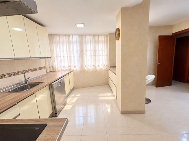 2 makuuhuone Asunto myytävänä paikassa Carretera de Cadiz, Málaga kaupunki - 339 000 € (Ref: 10055535)