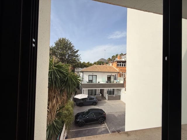 Apartamento de 2 habitaciones en Pedregalejo, Málaga ciudad en alquiler con garaje - 1.300 € (Ref: 10062201)