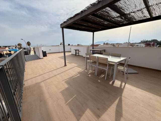Apartamento de 2 habitaciones en Pedregalejo, Málaga ciudad en alquiler con garaje - 1.300 € (Ref: 10062201)