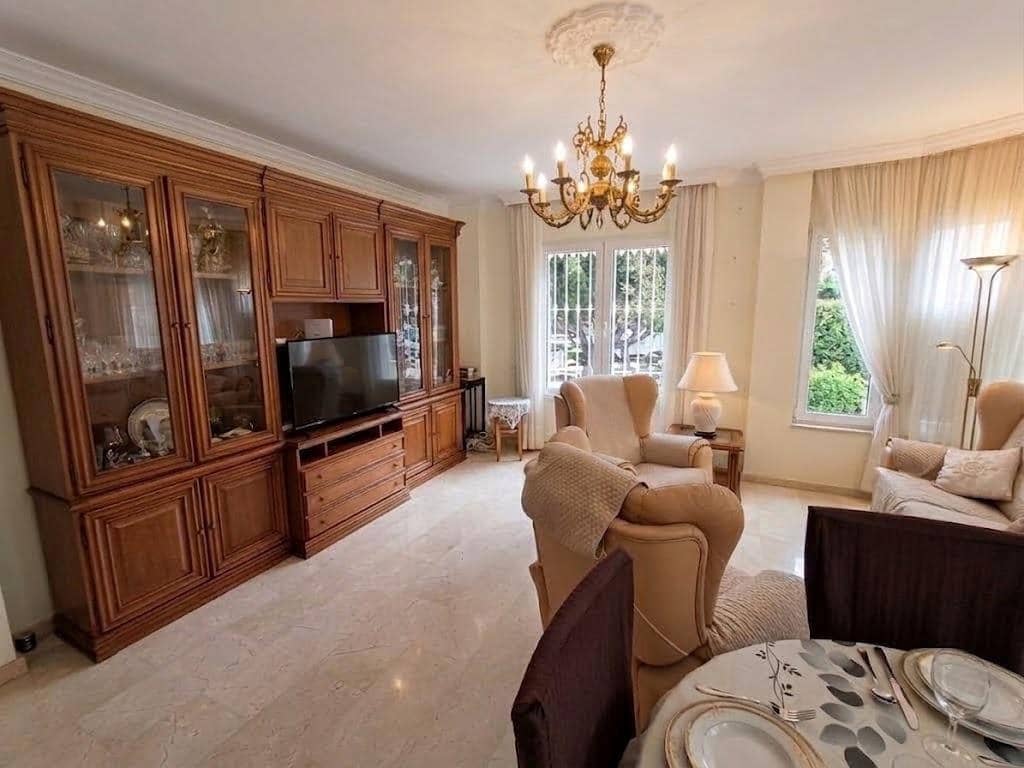 4 soverom Leilighet til salgs i Alhaurin de la Torre med garasje - € 695 000 (Ref: 10067876)