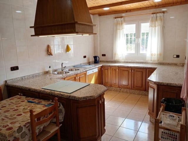 4 soverom Leilighet til salgs i Alhaurín de la Torre med garasje - € 695 000 (Ref: 10067876)