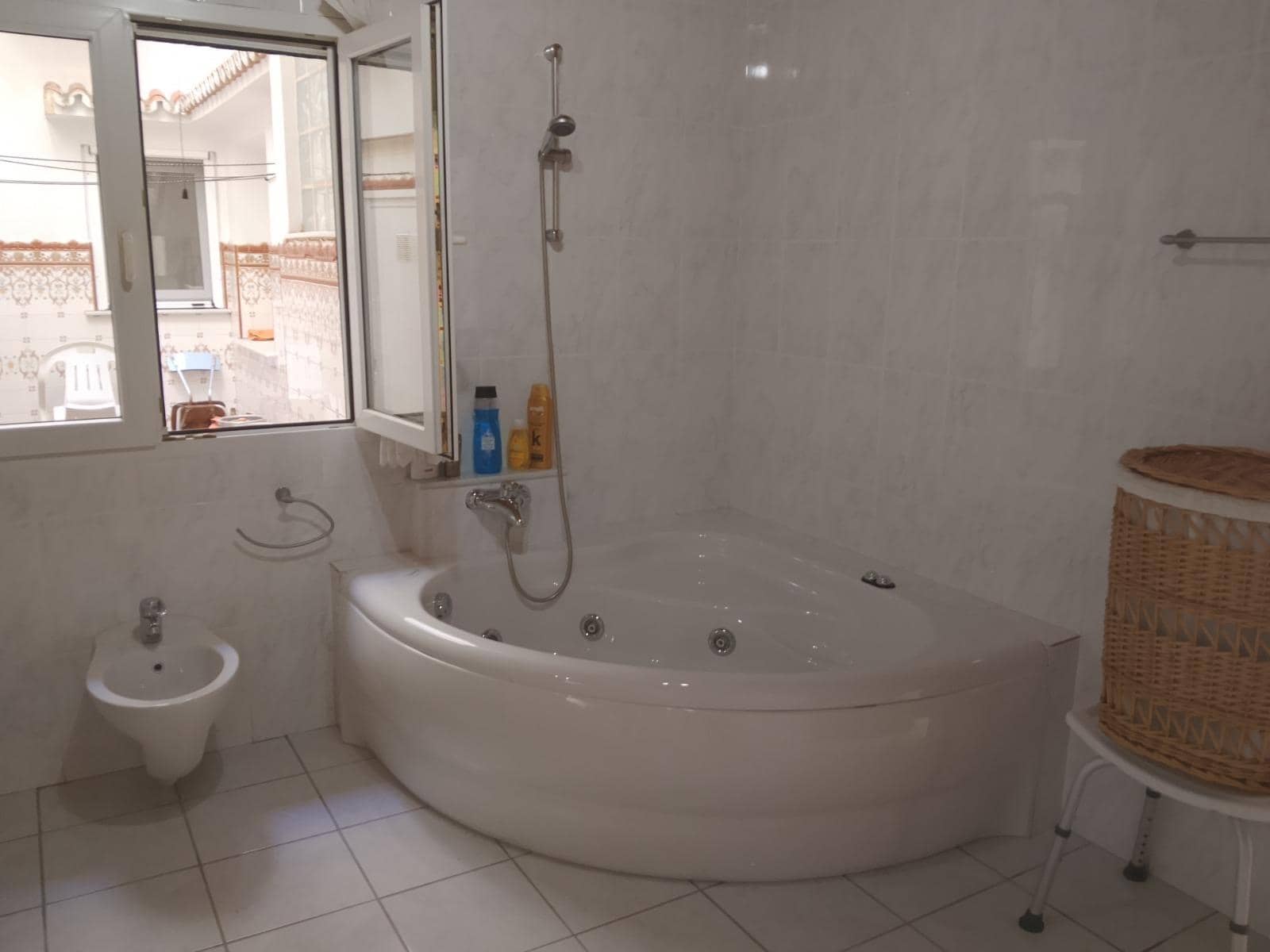 4 soverom Leilighet til salgs i Alhaurin de la Torre med garasje - € 695 000 (Ref: 10067876)