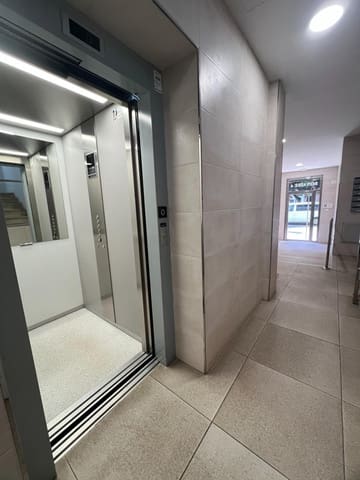 3 makuuhuone Asunto myytävänä paikassa La Luz, Málaga kaupunki - 300 000 € (Ref: 10067877)