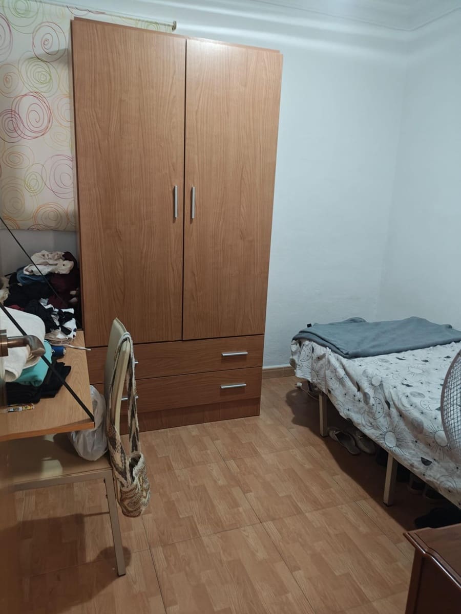 3 soverom Leilighet til salgs i Malaga by - € 240 000 (Ref: 10081134)