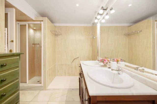 4 quarto Apartamento para venda em La Malagueta, Málaga cidade com piscina - 1 095 000 € (Ref: 10086420)