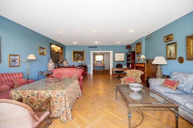 4 quarto Apartamento para venda em La Malagueta, Málaga cidade com piscina - 1 095 000 € (Ref: 10086420)