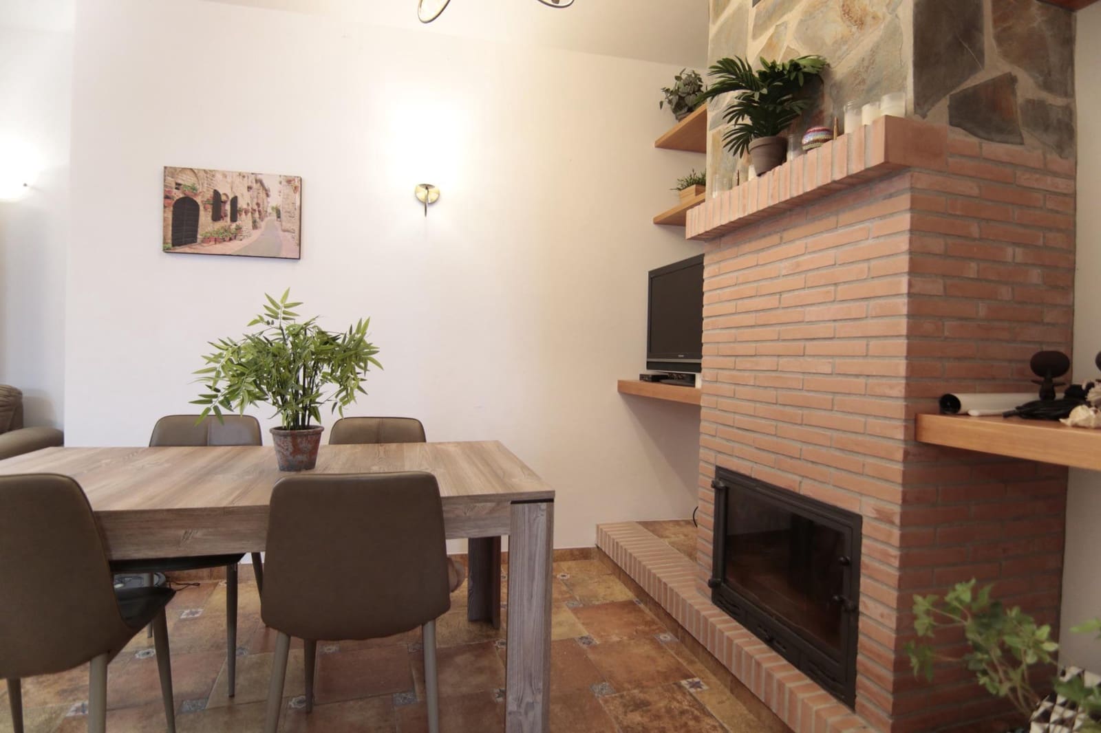 5 chambre Villa/Maison Mitoyenne à vendre à Guaro - 285 000 € (Ref: 10089638)