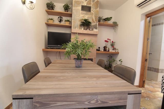 5 chambre Villa/Maison Mitoyenne à vendre à Guaro - 285 000 € (Ref: 10089638)