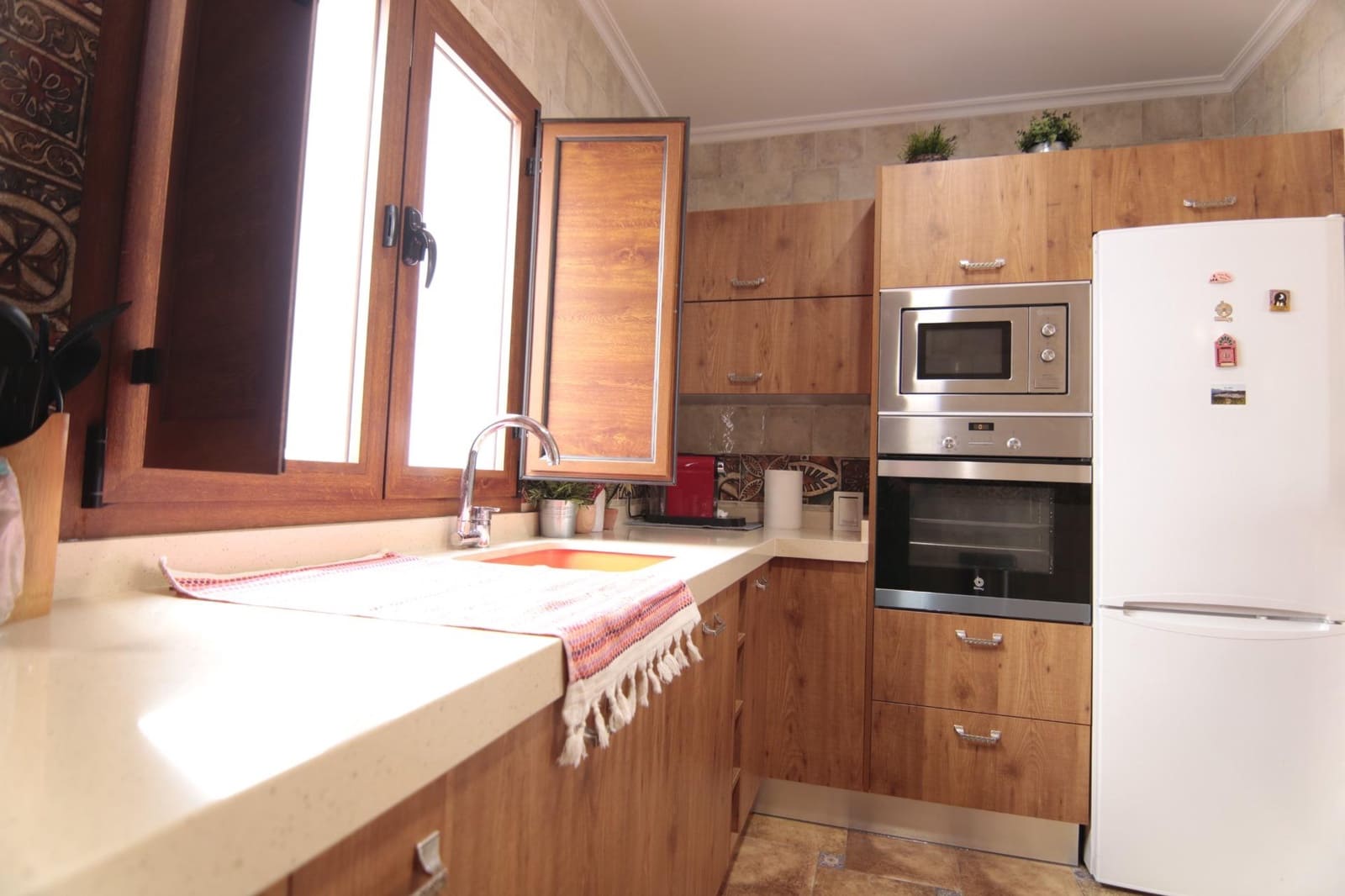 5 chambre Villa/Maison Mitoyenne à vendre à Guaro - 285 000 € (Ref: 10089638)