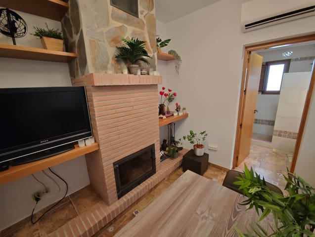 5 chambre Villa/Maison Mitoyenne à vendre à Guaro - 285 000 € (Ref: 10089638)