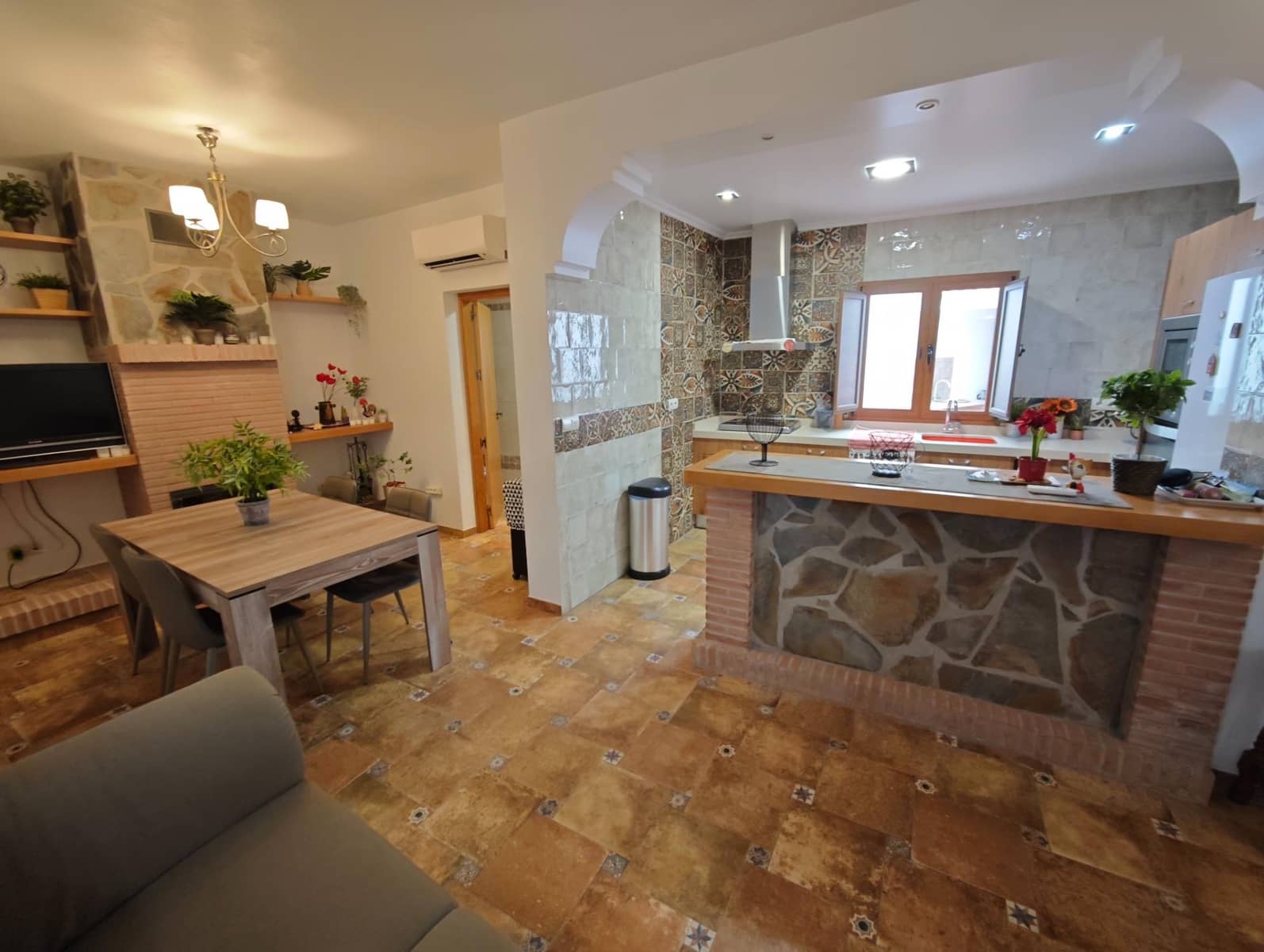 5 chambre Villa/Maison Mitoyenne à vendre à Guaro - 285 000 € (Ref: 10089638)