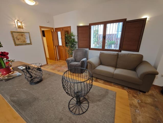 5 chambre Villa/Maison Mitoyenne à vendre à Guaro - 285 000 € (Ref: 10089638)