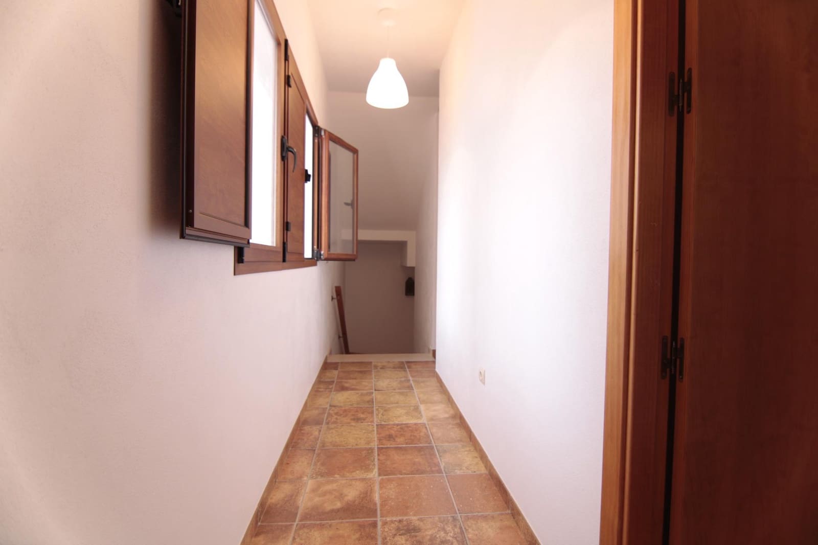 5 chambre Villa/Maison Mitoyenne à vendre à Guaro - 285 000 € (Ref: 10089638)