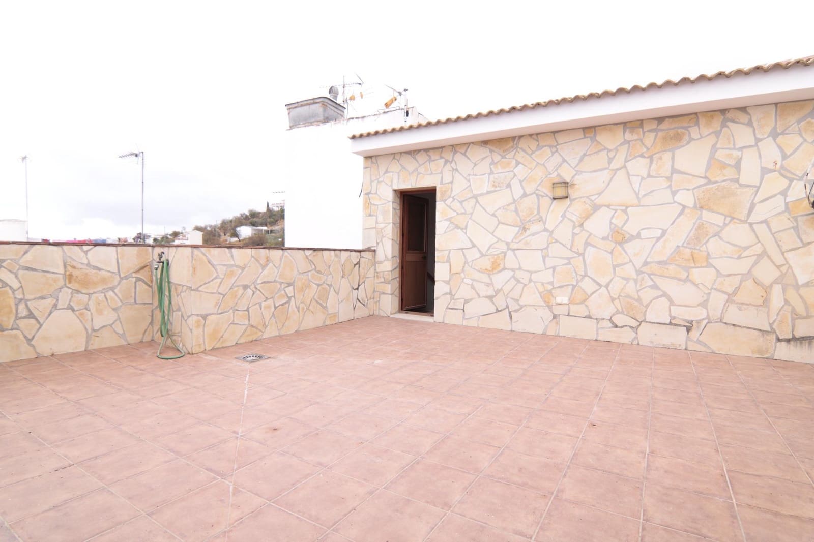 5 chambre Villa/Maison Mitoyenne à vendre à Guaro - 285 000 € (Ref: 10089638)