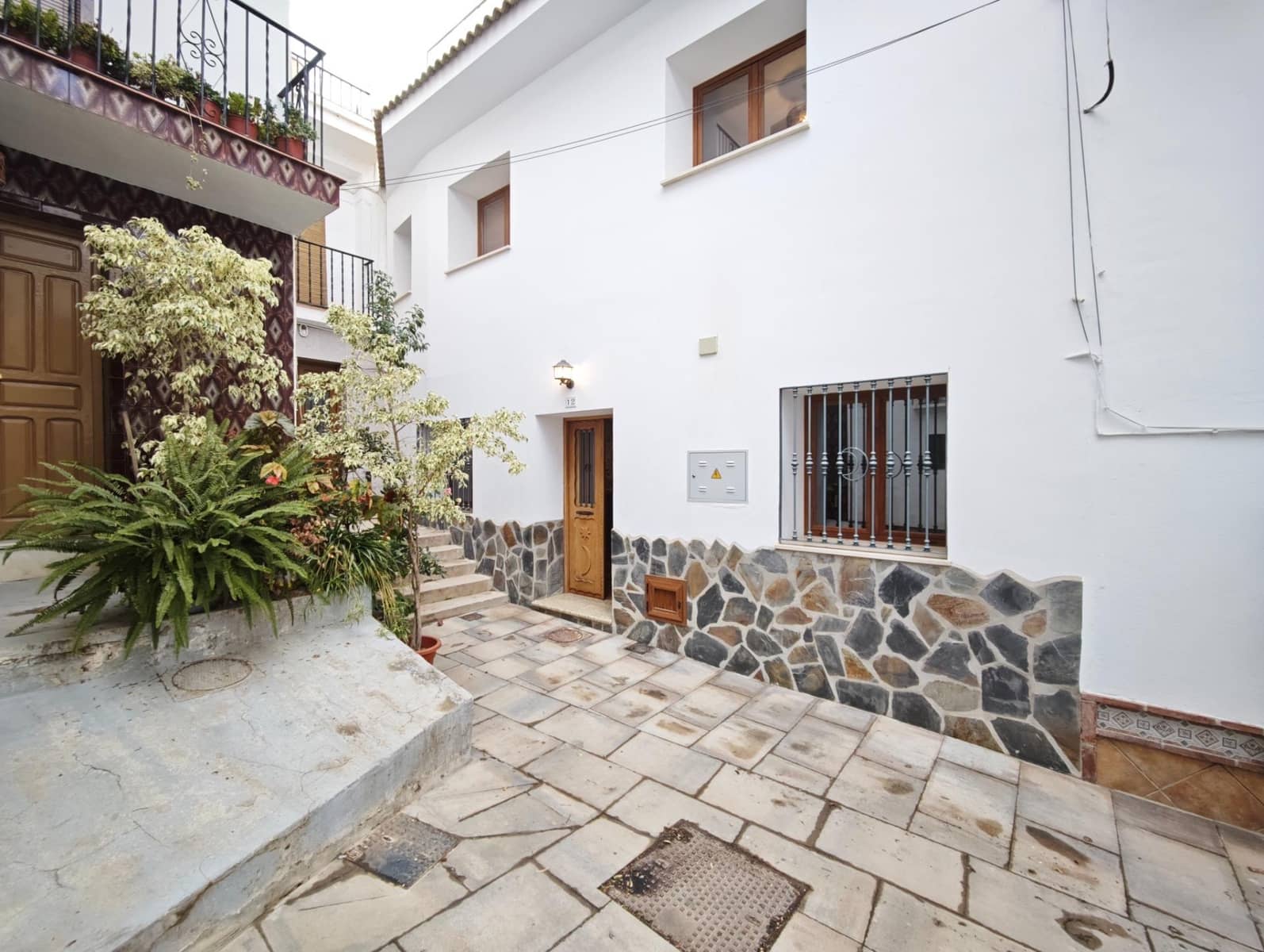 5 chambre Villa/Maison Mitoyenne à vendre à Guaro - 285 000 € (Ref: 10089638)