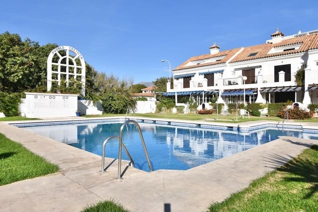 4 soveværelse Penthouse til salg i Fuengirola med swimmingpool garage - € 1.275.000 (Ref: 10089639)