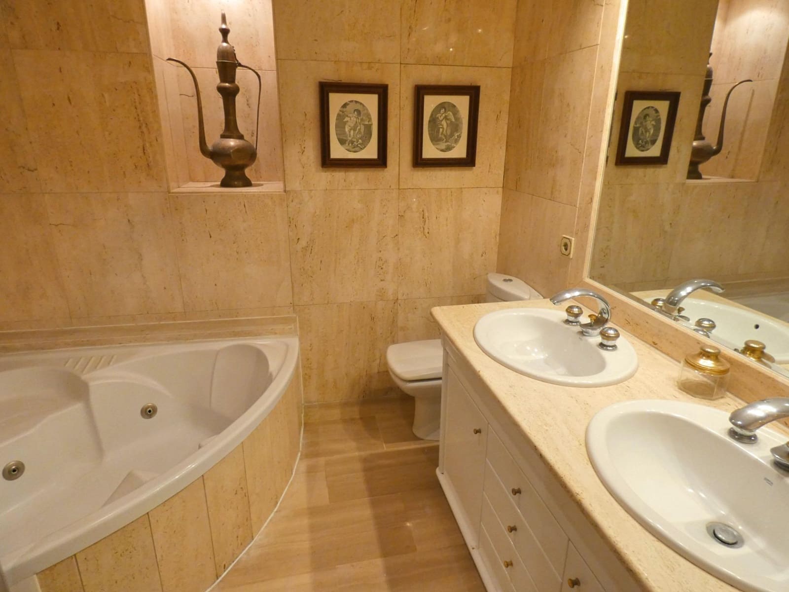 4 soveværelse Penthouse til salg i Fuengirola med swimmingpool garage - € 1.275.000 (Ref: 10089639)