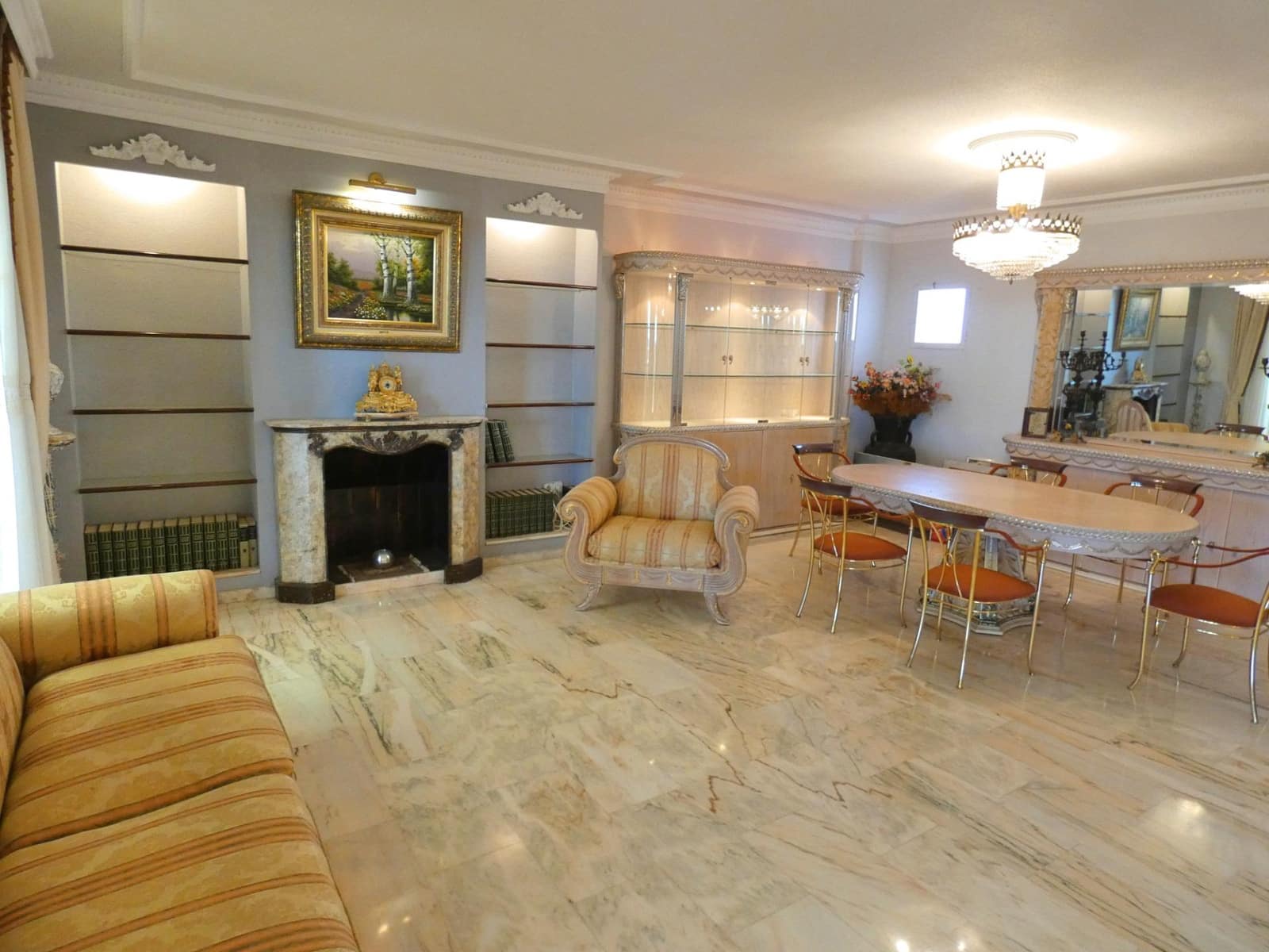 4 soveværelse Penthouse til salg i Fuengirola med swimmingpool garage - € 1.275.000 (Ref: 10089639)