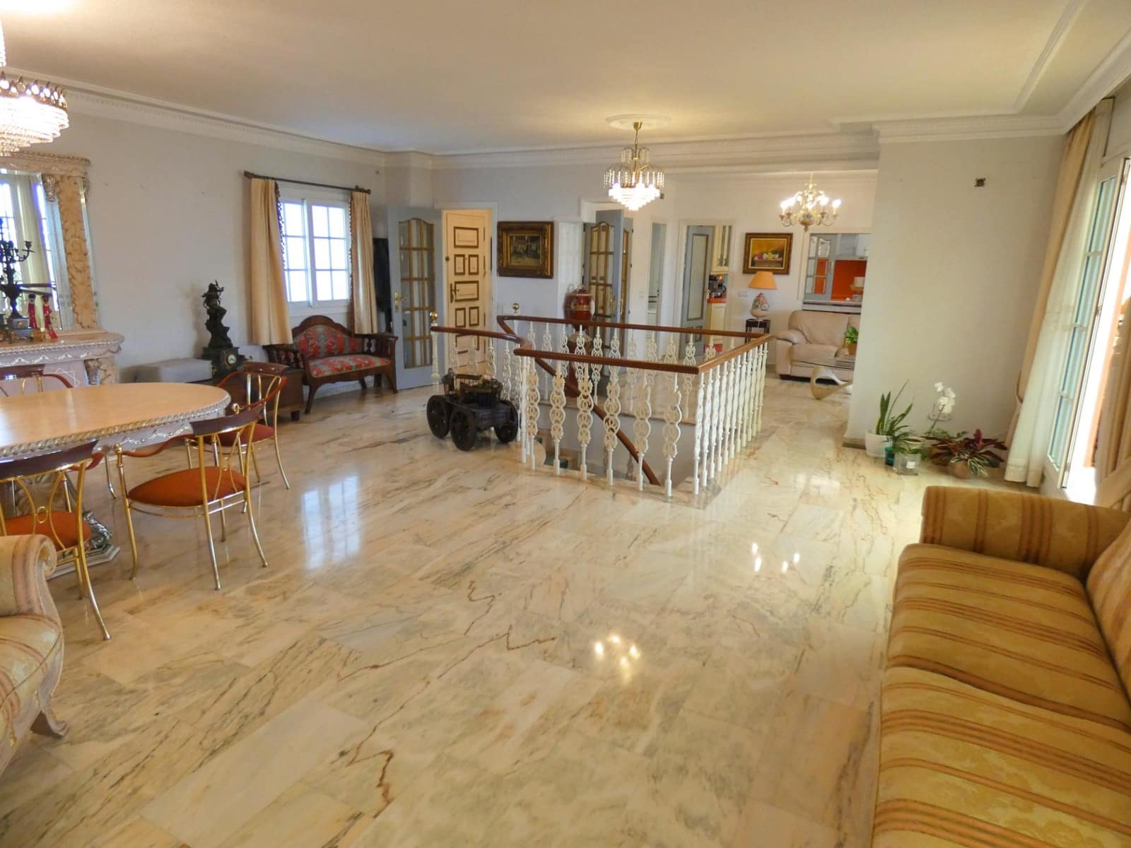 4 soveværelse Penthouse til salg i Fuengirola med swimmingpool garage - € 1.275.000 (Ref: 10089639)