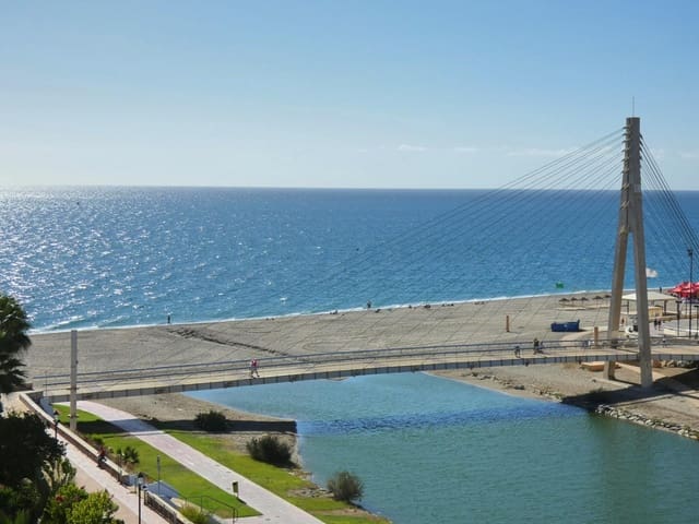 4 soveværelse Penthouse til salg i Fuengirola med swimmingpool garage - € 1.275.000 (Ref: 10089639)