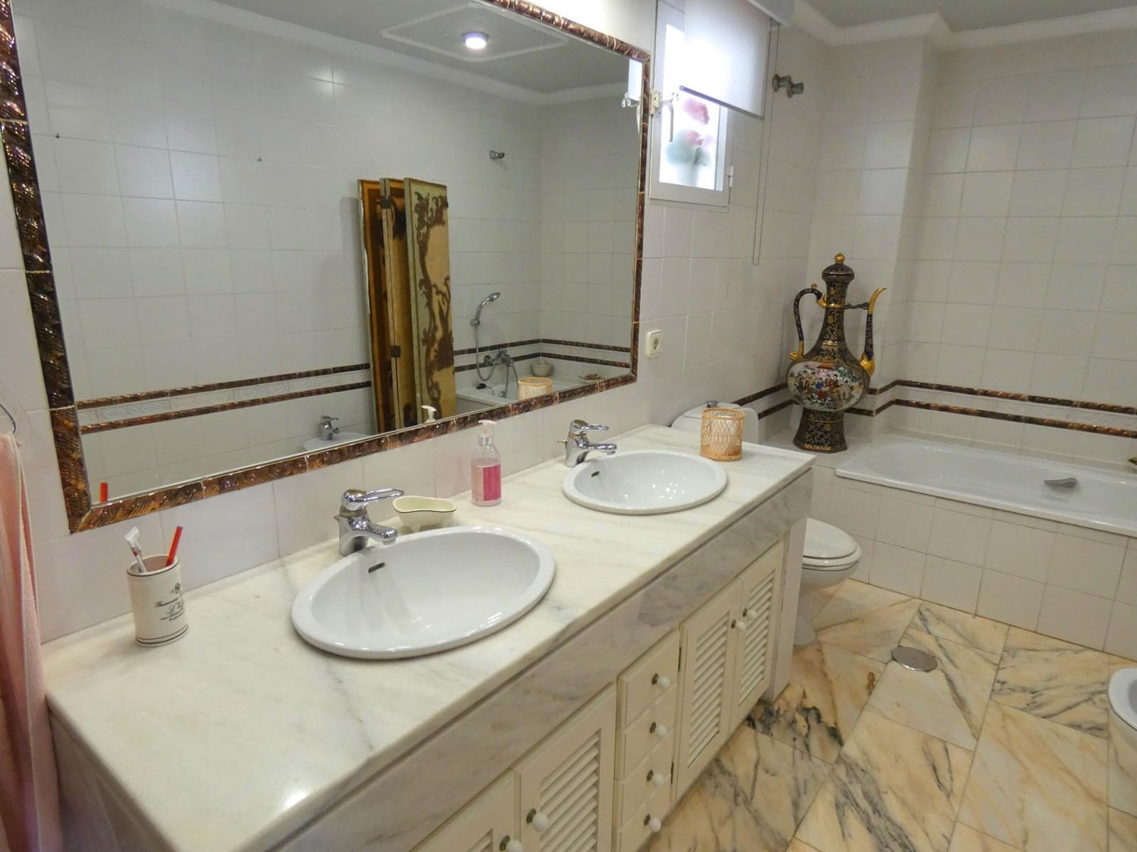 4 soveværelse Penthouse til salg i Fuengirola med swimmingpool garage - € 1.275.000 (Ref: 10089639)