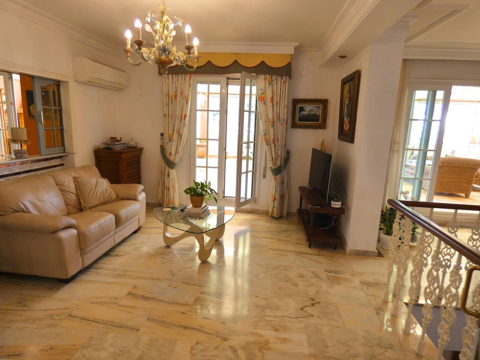 4 soveværelse Penthouse til salg i Fuengirola med swimmingpool garage - € 1.275.000 (Ref: 10089639)
