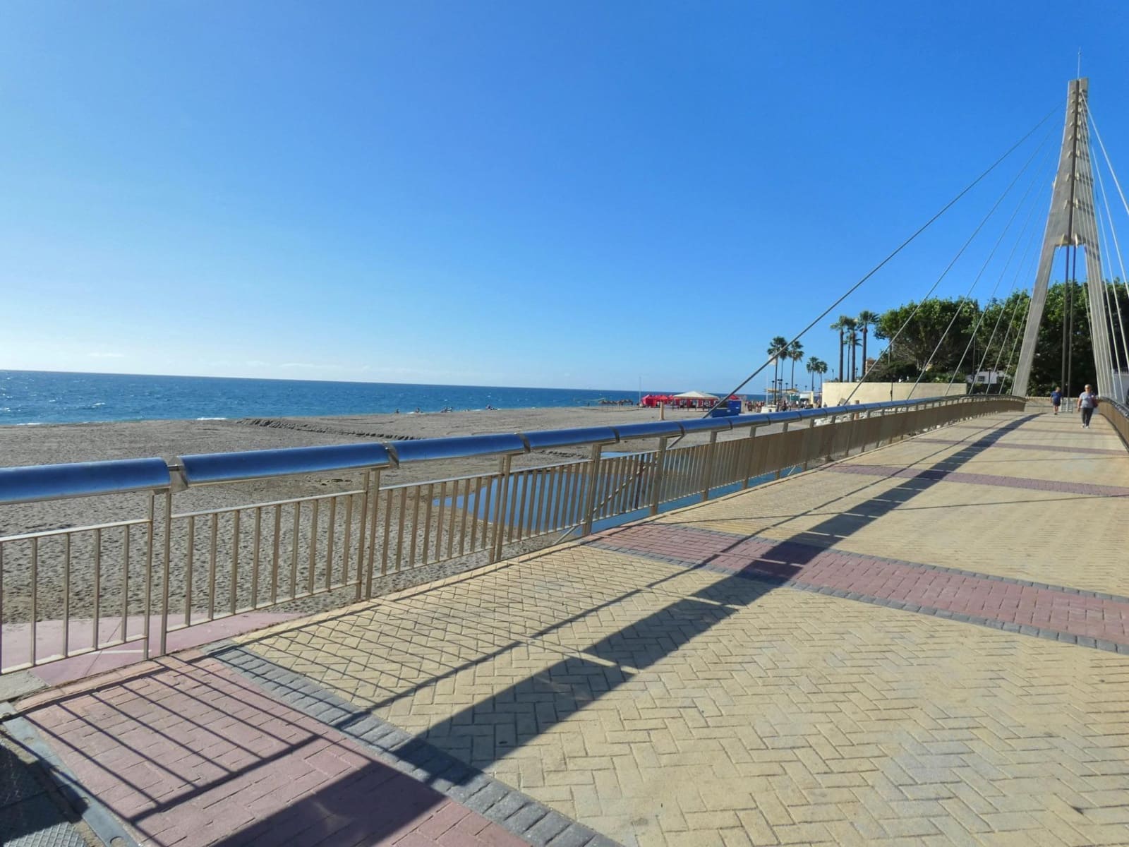 4 soveværelse Penthouse til salg i Fuengirola med swimmingpool garage - € 1.275.000 (Ref: 10089639)
