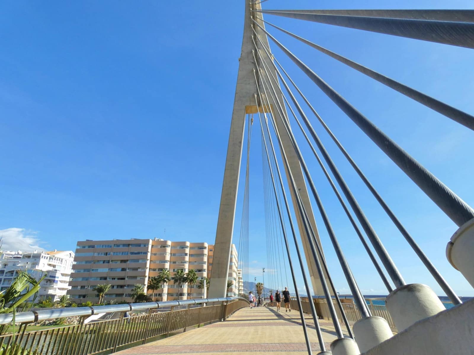 4 soveværelse Penthouse til salg i Fuengirola med swimmingpool garage - € 1.275.000 (Ref: 10089639)