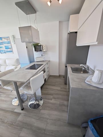 Apartamento de 2 habitaciones en Solymar, Benalmádena en venta con piscina - 300.000 € (Ref: 10089642)