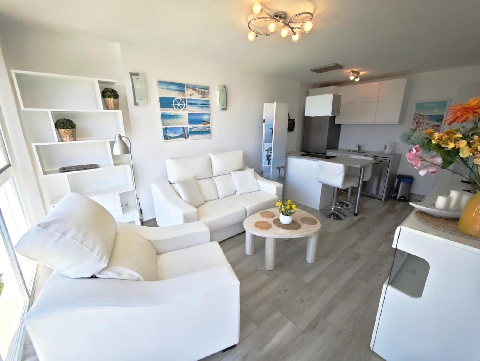 2 bedroom Apartment for sale in Benalmadena with pool - € 300,000 (Ref: 10089642)