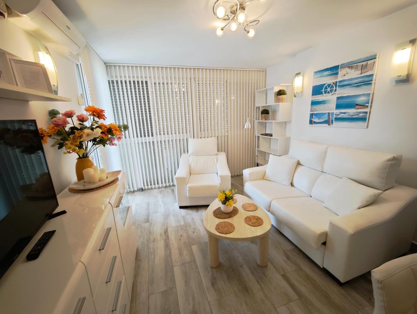 2 bedroom Apartment for sale in Benalmadena with pool - € 300,000 (Ref: 10089642)