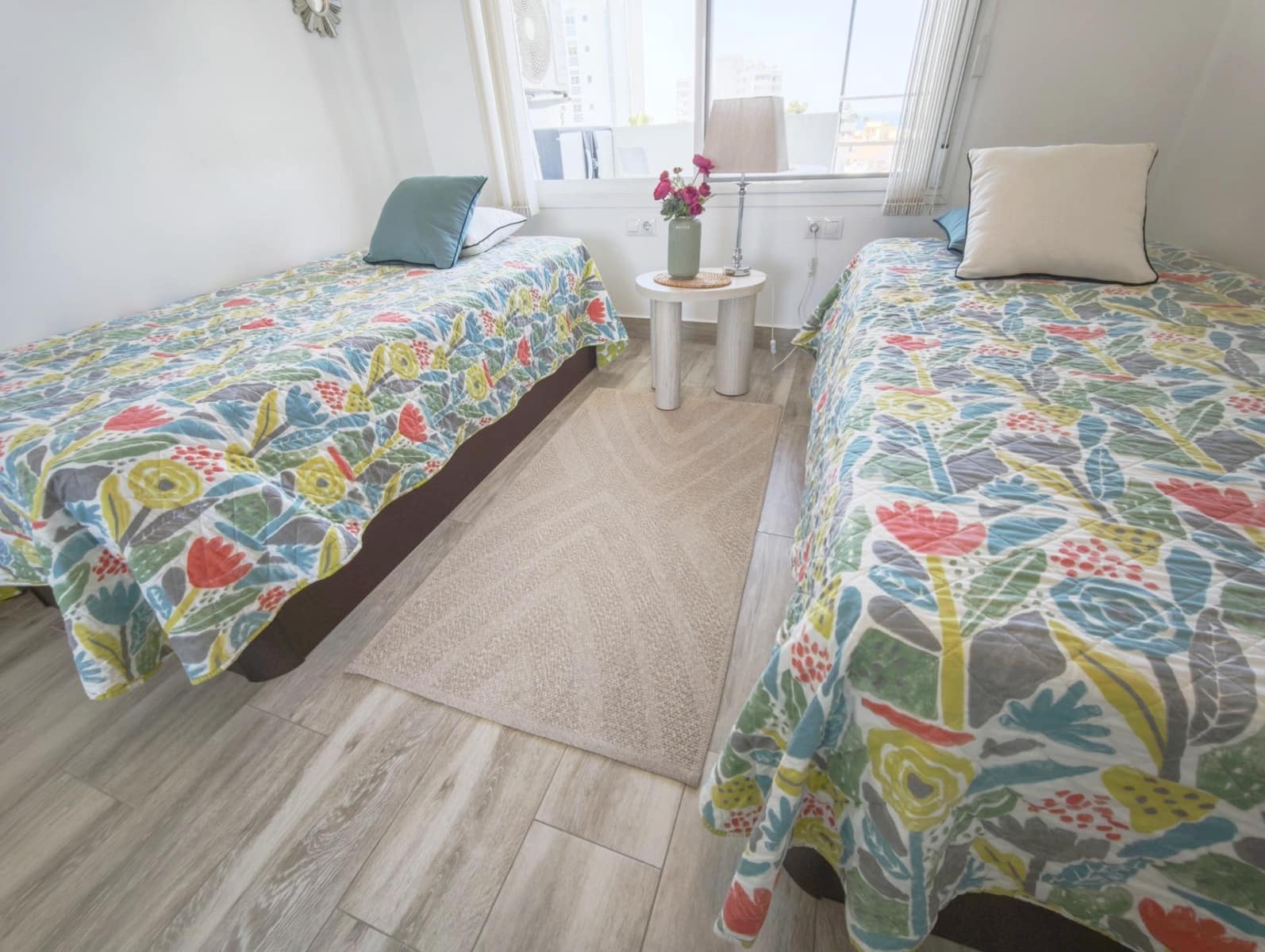 2 bedroom Apartment for sale in Benalmadena with pool - € 300,000 (Ref: 10089642)