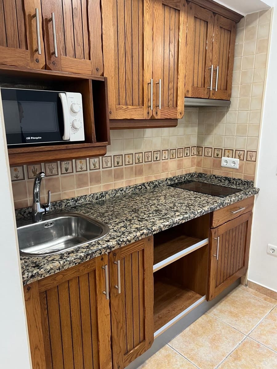 Lejlighed til salg i Benalmadena med swimmingpool - € 169.000 (Ref: 10089643)