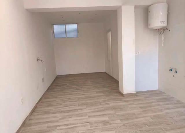 1 quarto Comercial para venda em Torremolinos - 147 000 € (Ref: 10089645)