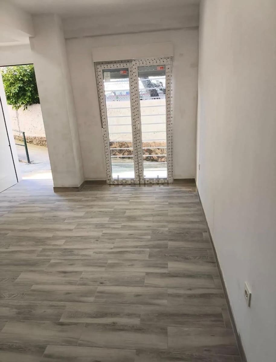 1 quarto Comercial para venda em Torremolinos - 147 000 € (Ref: 10089645)