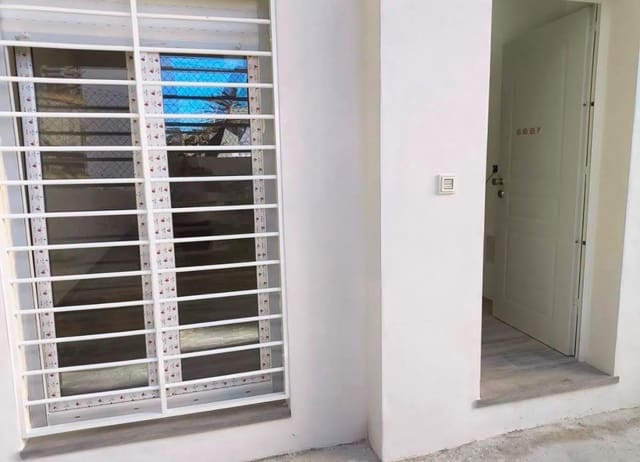 1 quarto Comercial para venda em Torremolinos - 147 000 € (Ref: 10089645)